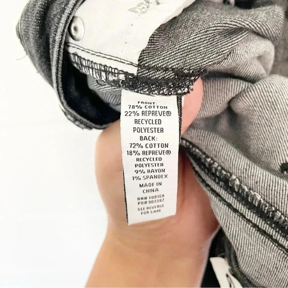 RSQ Girlfriend Gray Distressed Jeans Girls Size 12 - Picture 9 of 9